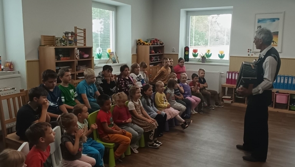 Hudební představení ,,Já nic, já muzikant¨